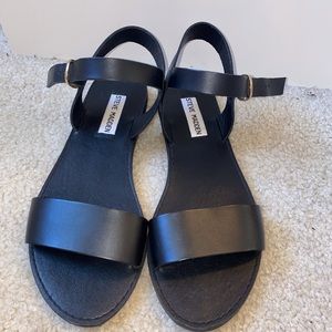 Steve Madden Donddi Sandals